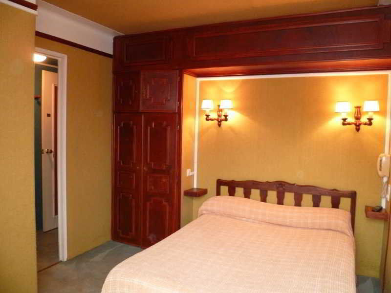 Hotel Pb - Paris-Barcelone بيربينيو المظهر الخارجي الصورة